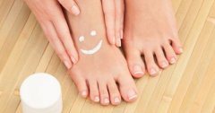 Kem dưỡng da chân các sản phẩm tốt nhất và cách sử dụng