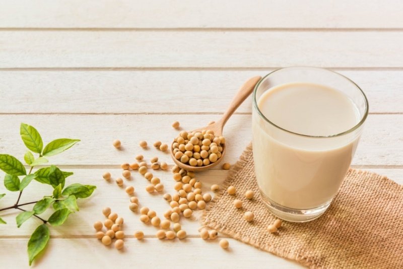Uống sữa đậu nành mỗi ngày có tốt không? Chuyên gia giải đáp 0