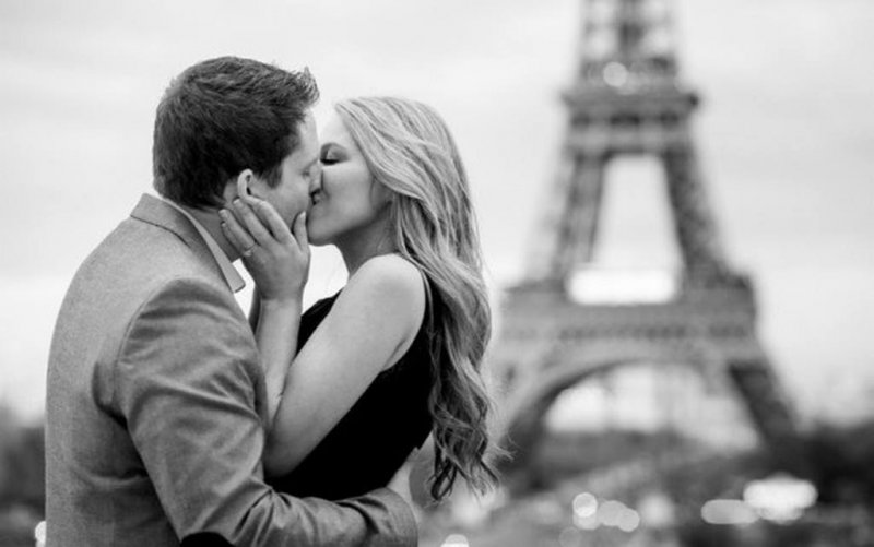 Những cách hôn lãng mạn giúp tình yêu thăng hoa cho các cặp đôi【Nên thử】 4