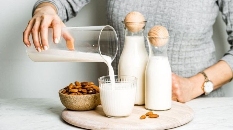 Chia sẻ cách nấu sữa hạnh nhân thơm ngon giữ trọn dinh dưỡng 2