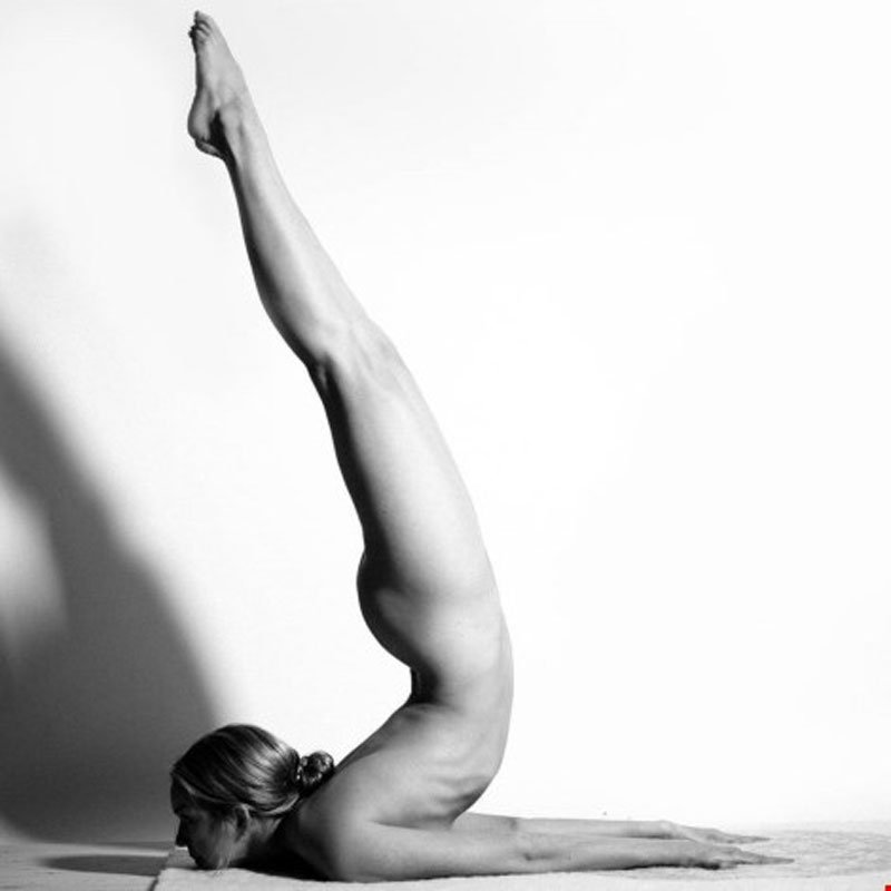 Lợi ích tuyệt vời của Yoga khỏa thân mà bạn nên thử  0