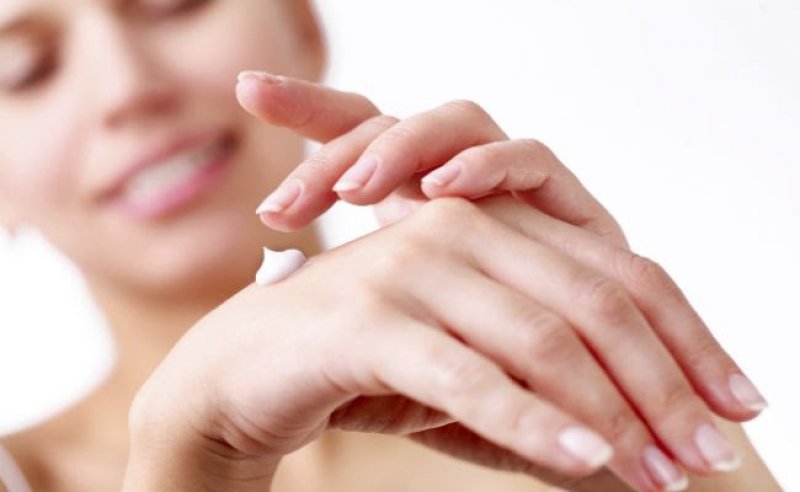 Dưỡng ẩm cho da có lợi ích gì? Cách dưỡng ẩm cho da hiệu quả 6